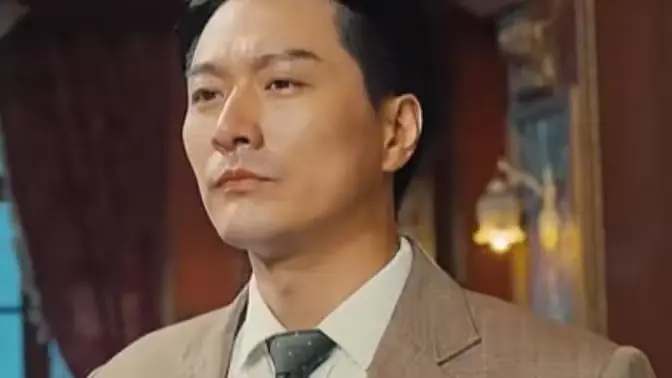 《复仇从上海滩开始》：暗黑美学拉满！这部人物传记式警匪片，让我看到了国产剧的新高度！